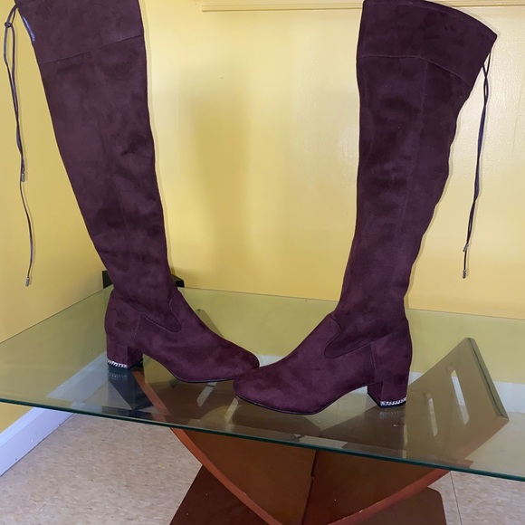 Newly worn, burgundy suede Michael Kors boots, Excellent condition - Picture 11 of 11